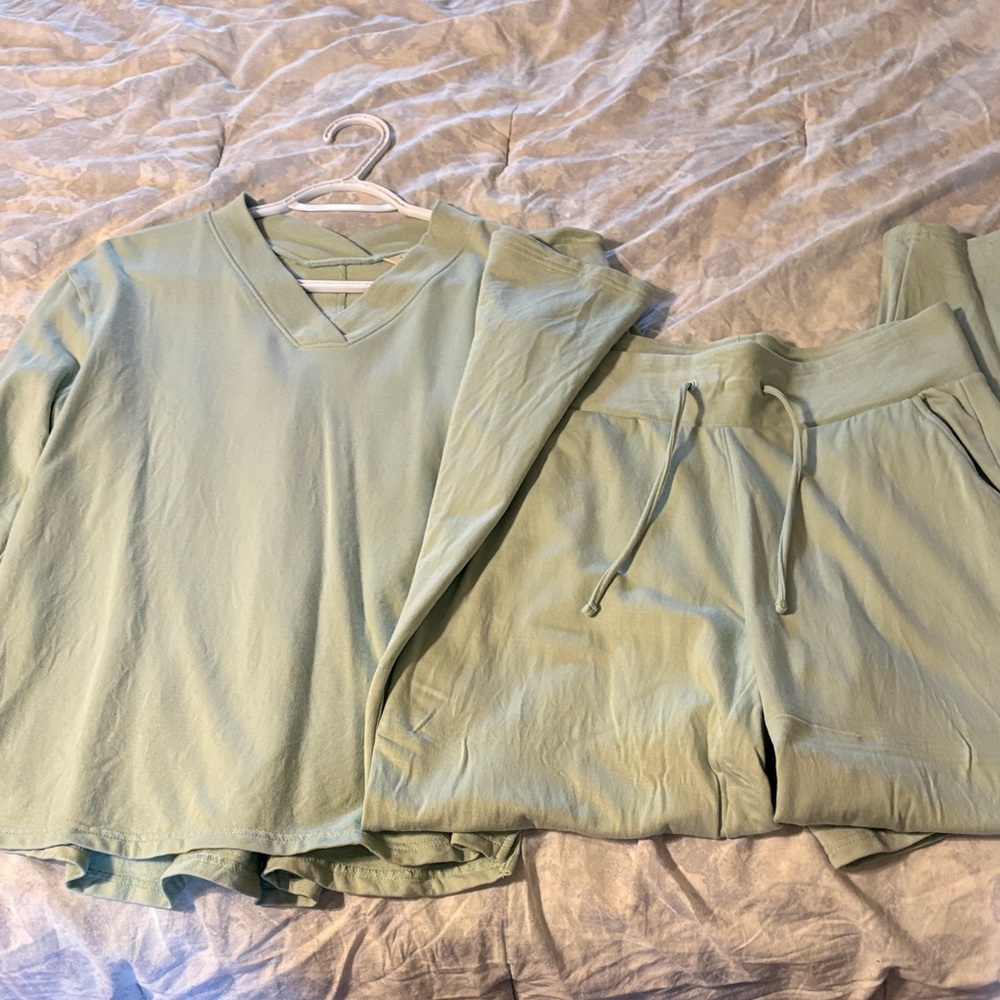 Earth Yoga Light Sage Green Lounge Set